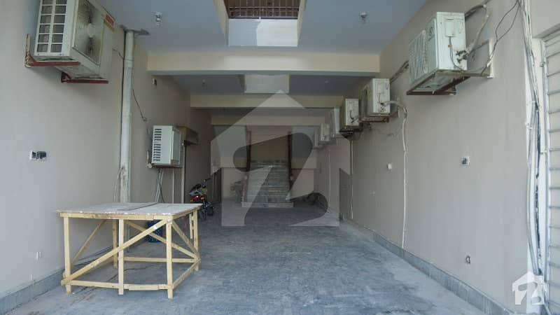 Gt Road Shop Open Spce Available For Rent