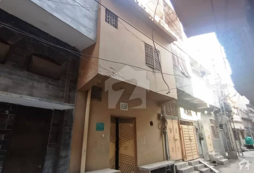 House In Mohan Pura Sized 2.5 Marla Is Available