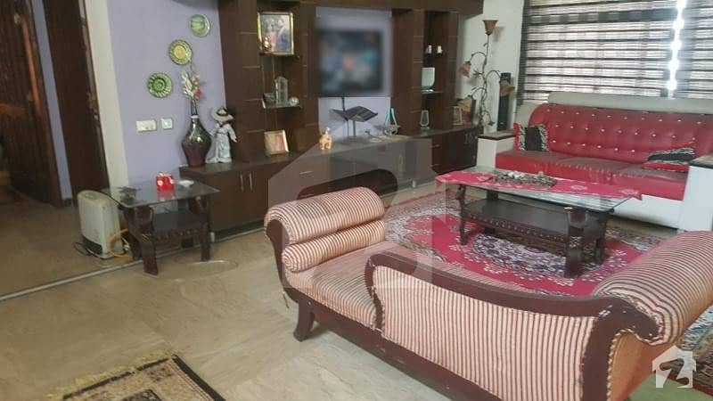 ویلینشیاء ۔ بلاک جے ویلینشیاء ہاؤسنگ سوسائٹی لاہور میں 6 کمروں کا 1 کنال مکان 3.75 کروڑ میں برائے فروخت۔