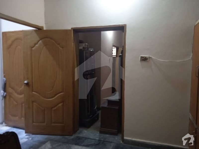 گلزیب کالونی سمن آباد لاہور میں 2 کمروں کا 2 مرلہ مکان 58 لاکھ میں برائے فروخت۔