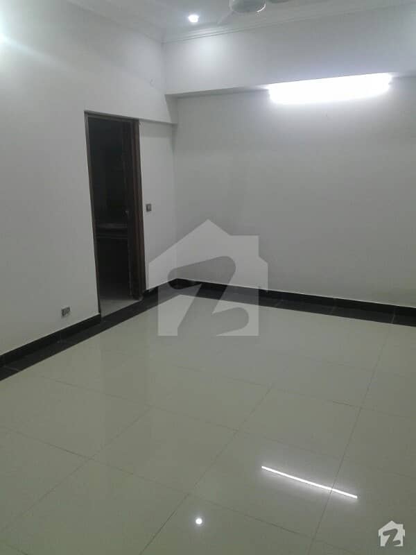D12 40x80beautiful  Upper Portion For Rent