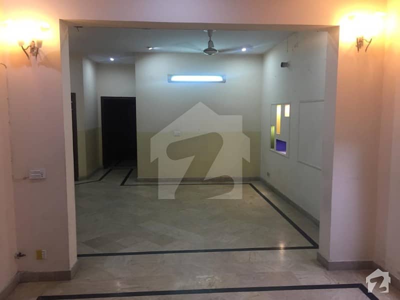 10 Marla House Available For Rent In Wapda Town