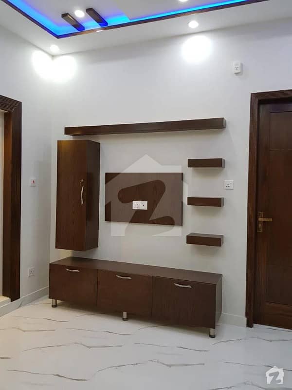 طارق گارڈنز لاہور میں 3 کمروں کا 1 کنال بالائی پورشن 50 ہزار میں کرایہ پر دستیاب ہے۔