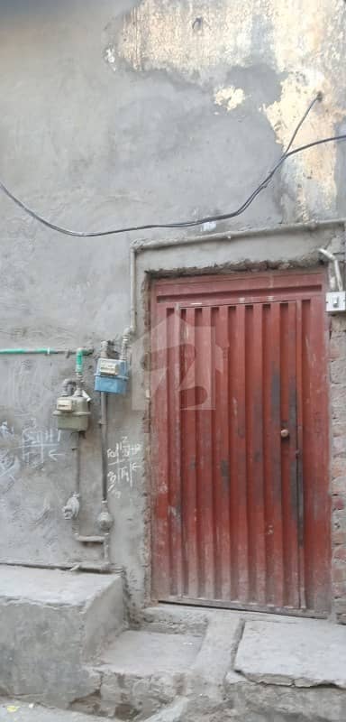 شاہدرہ لاہور میں 3 کمروں کا 4 مرلہ مکان 70 لاکھ میں برائے فروخت۔