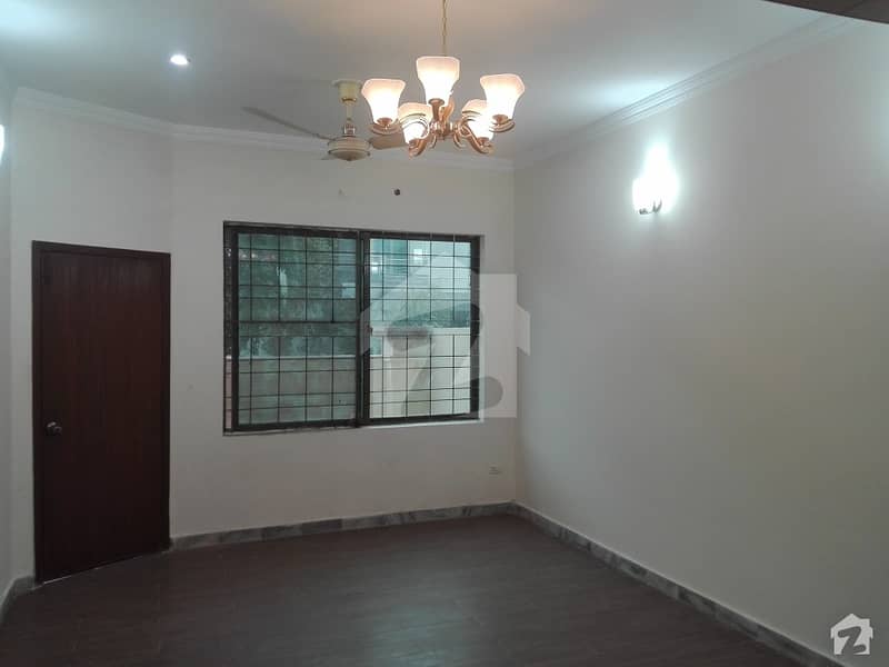 Lower Portion Sized 10 Marla Is Available For Rent In Wapda Town