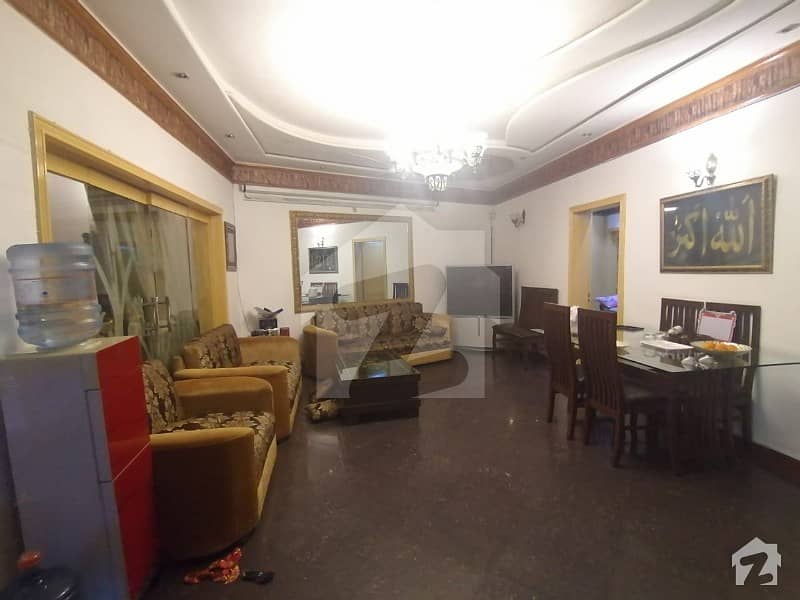 ڈی ایچ اے فیز 3 ڈیفنس (ڈی ایچ اے) لاہور میں 4 کمروں کا 8 مرلہ مکان 2.25 کروڑ میں برائے فروخت۔