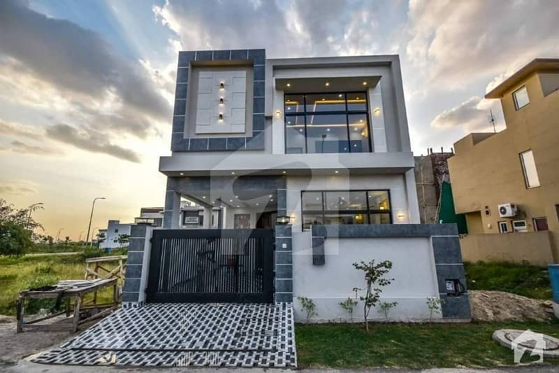5 Marla Brand New Luxury House Sale In Dha 9town Modern Design Beautiful Location