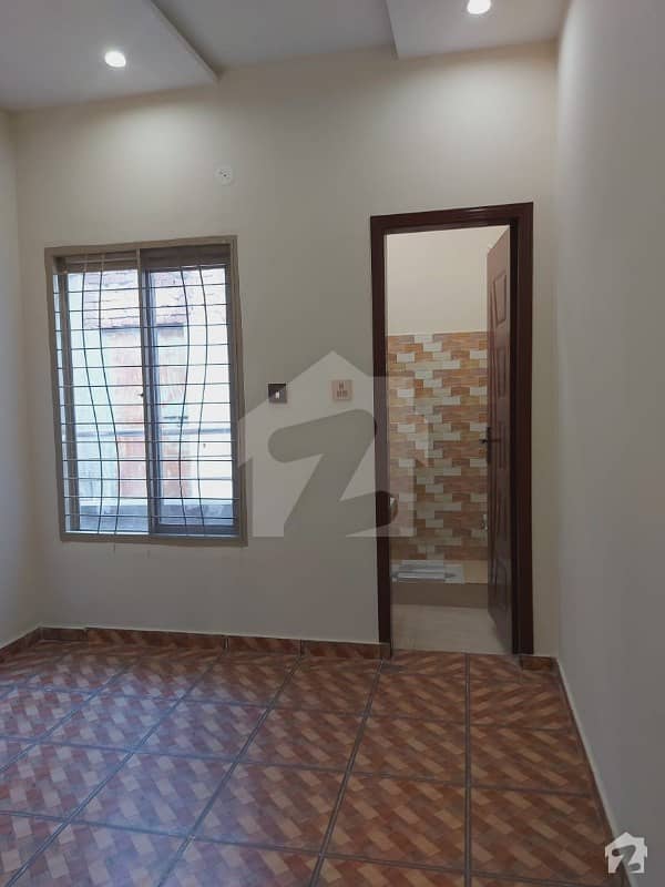 مرغزار آفیسرز کالونی ۔ بلاک ایف مرغزار آفیسرز کالونی لاہور میں 4 کمروں کا 10 مرلہ مکان 1.8 کروڑ میں برائے فروخت۔