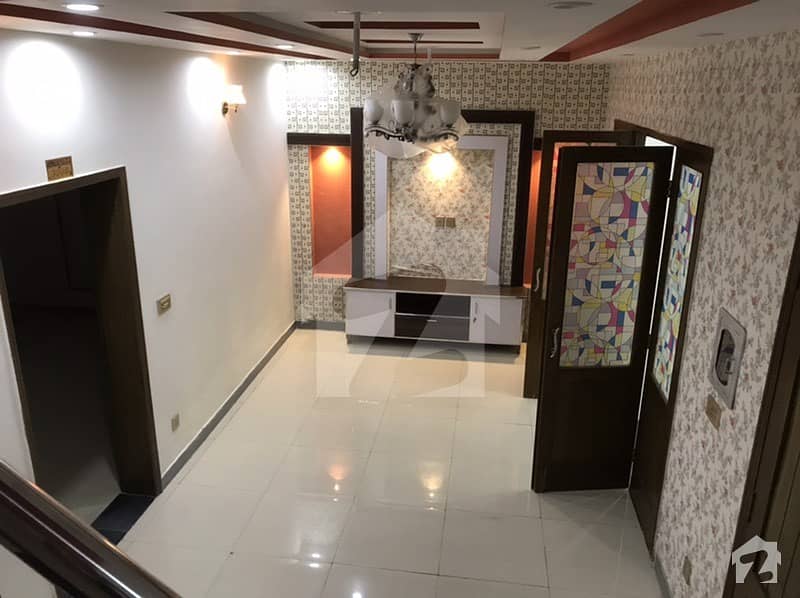 واپڈا ٹاؤن فیز 1 واپڈا ٹاؤن لاہور میں 4 کمروں کا 5 مرلہ مکان 55 ہزار میں کرایہ پر دستیاب ہے۔