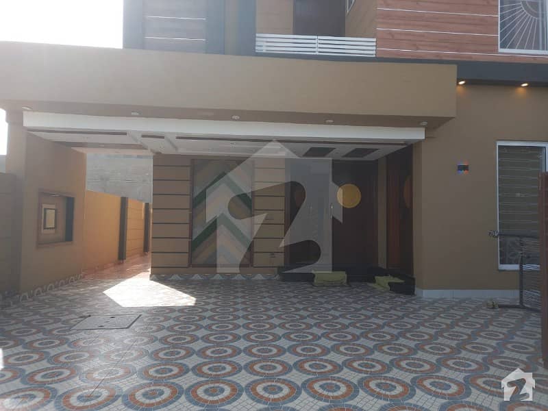 Dream House Available For Sale In Talha Block Bahria Town Lahore