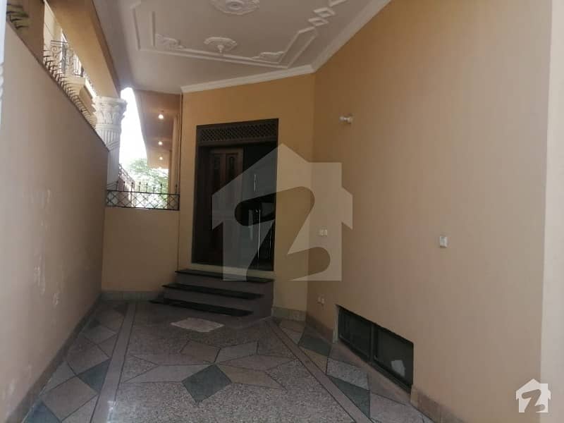 1 Kanal Triple Storey House For Sale In Main Double Road
