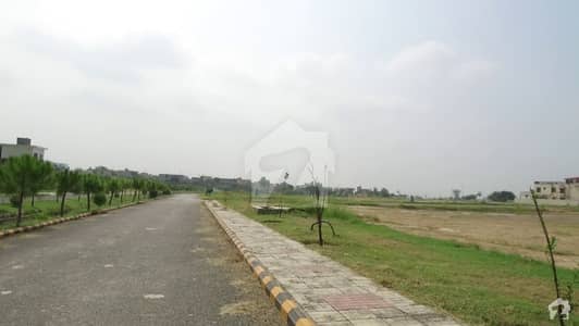 1 Kanal Commercial Plot In Gulberg For Sale At Good Location