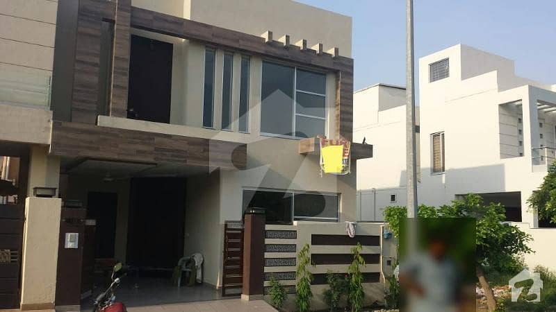 Brand New 5 Marla Full Luxury House Available For Rent In Phase 3