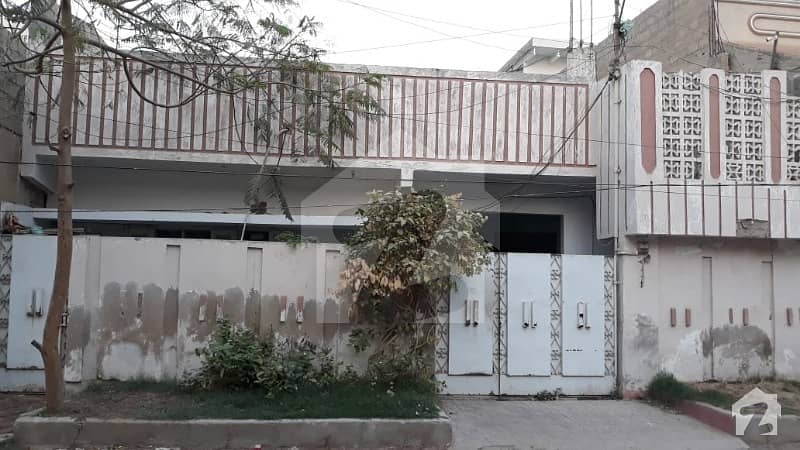 نارتھ کراچی ۔ سیکٹر 11اے نارتھ کراچی کراچی میں 3 کمروں کا 10 مرلہ مکان 2.2 کروڑ میں برائے فروخت۔
