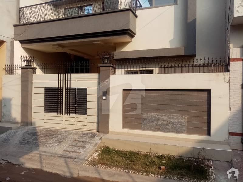House Available For Sale Located In Canal View