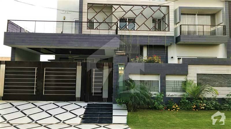 Fully Furnished 1 Kanal House Is Up For Sale