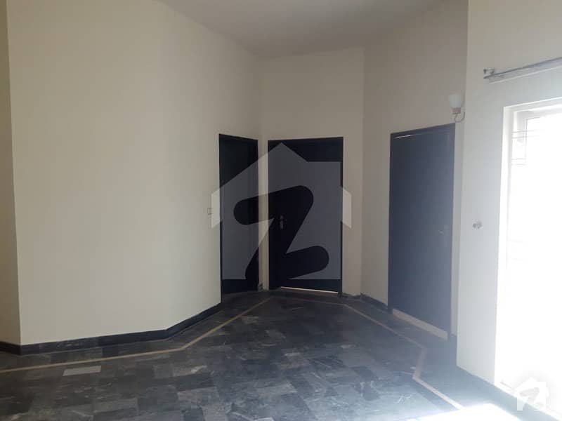 گارڈن ٹاؤن - ابو بھکر بلاک گارڈن ٹاؤن لاہور میں 4 کمروں کا 4 کنال مکان 20 کروڑ میں برائے فروخت۔