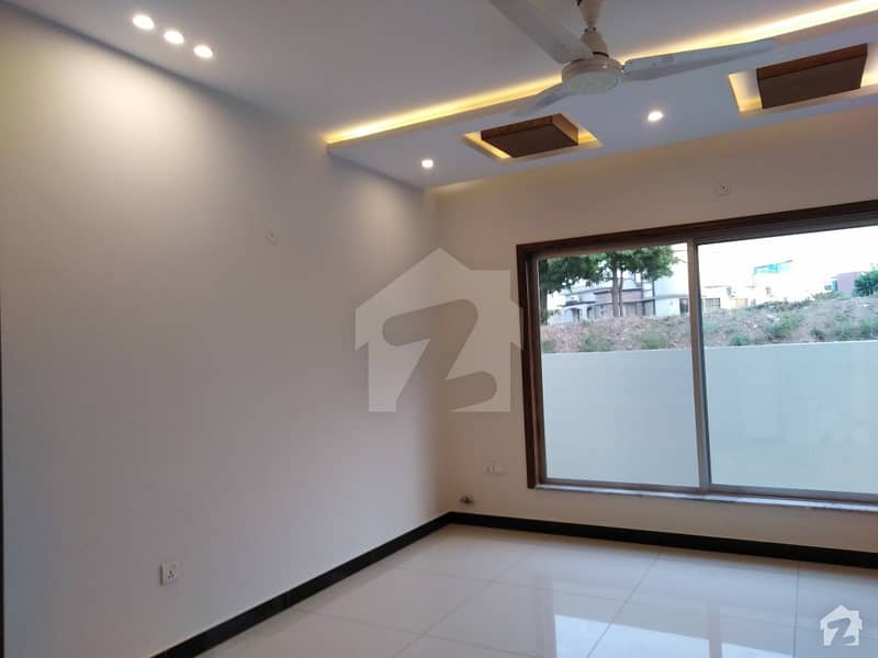 1 Kanal Upper Portion In DHA Defence Phase 2 For Rent At Good Location
