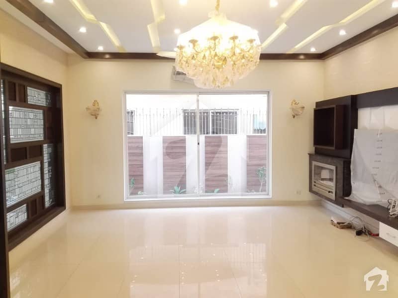 One Kanal Brand New Beautiful Luxury Villa For Sale In Phase 2 Block Dd