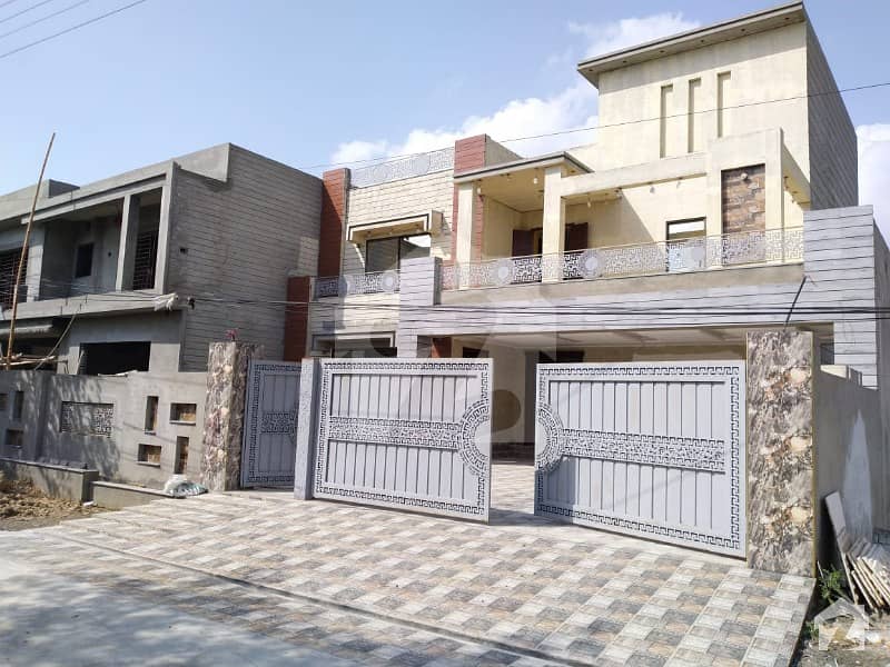 Brand New 1 Kanal House Is Up For Sale Near Masjid & Park Ready After 20 Days.
