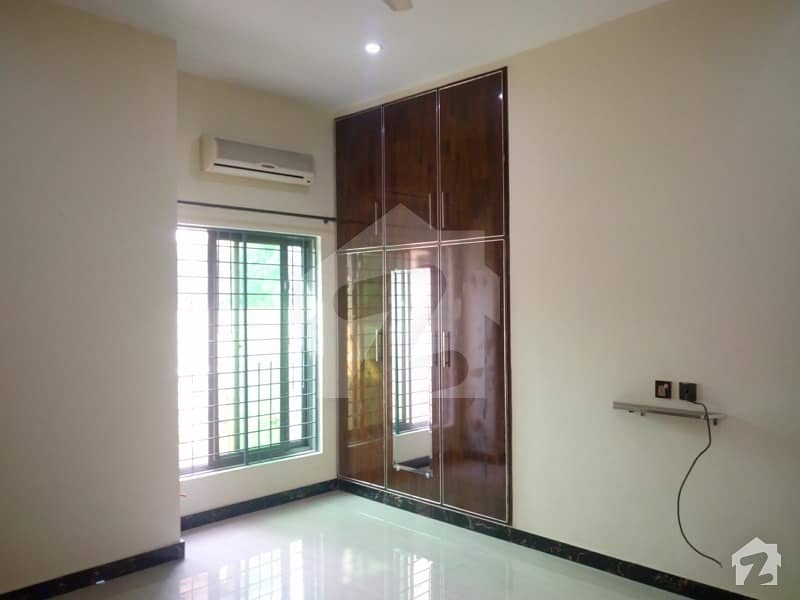 1 Kanal Upper Portion Is Available For Rent In Chinar Bagh