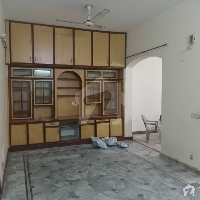 1125  Square Feet Lower Portion In Johar Town Is Best Option