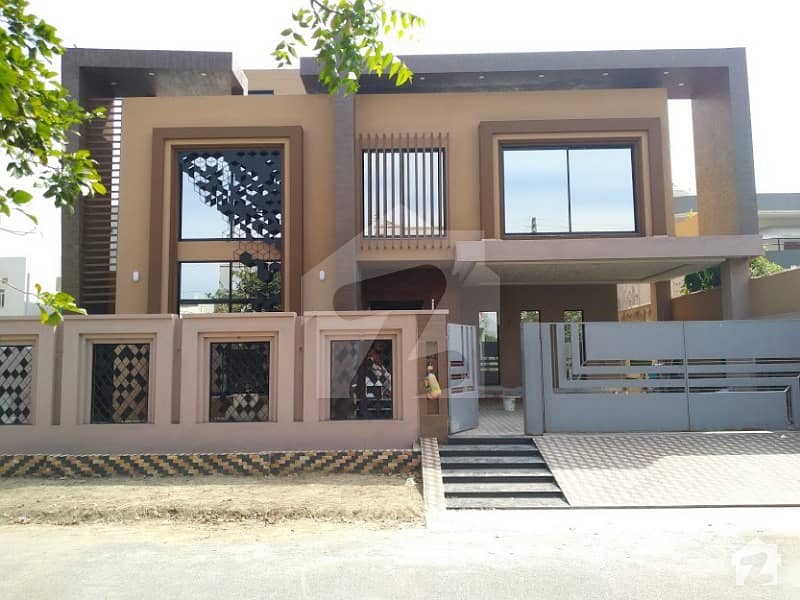Brand New Unique Bungalow Is Up For Sale In Valencia Town