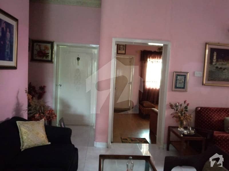 2 Kanal House For Sale On College Road