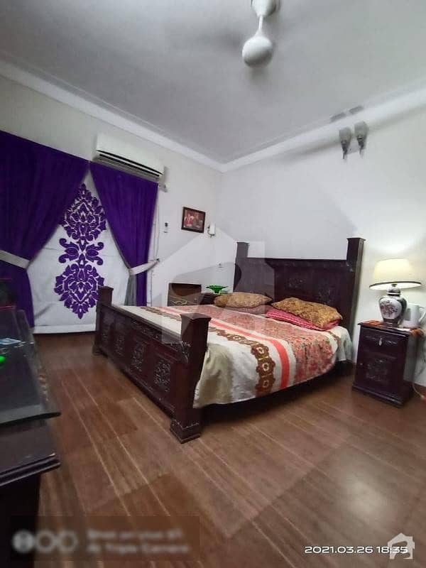 ڈی ایچ اے فیز 4 - بلاک ڈبل اے فیز 4 ڈیفنس (ڈی ایچ اے) لاہور میں 5 کمروں کا 10 مرلہ مکان 2.6 کروڑ میں برائے فروخت۔