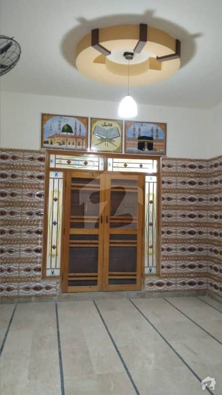 300 Square Yards Portion For Rent In Gulistan E Johar Block 15