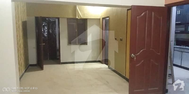 سی پی برار سوسائٹی گلشنِ اقبال ٹاؤن کراچی میں 2 کمروں کا 4 مرلہ فلیٹ 60 لاکھ میں برائے فروخت۔