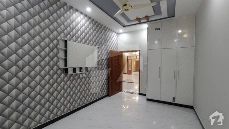 ملٹری اکاؤنٹس ہاؤسنگ سوسائٹی لاہور میں 5 کمروں کا 8 مرلہ مکان 1.67 کروڑ میں برائے فروخت۔
