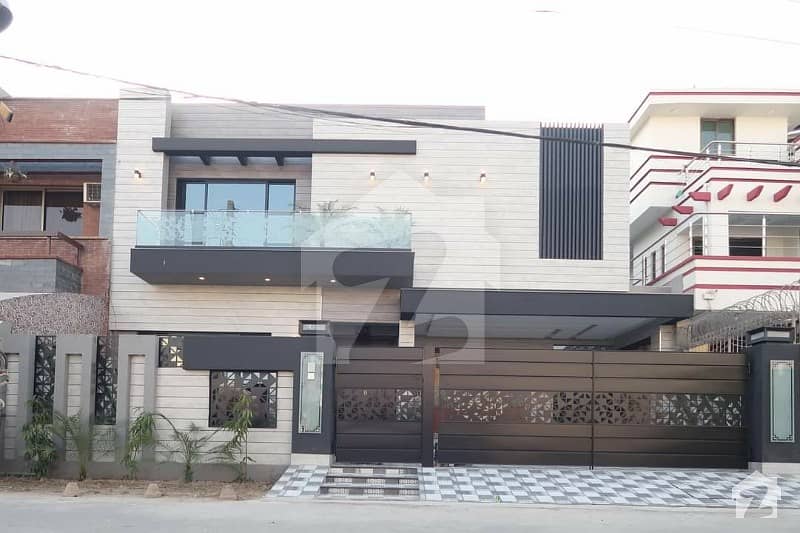 10 Marla Brand New House For Sale In Punjab Coop Housing Society