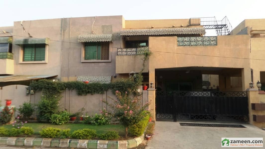 4 Bedroom House Available In Askari 13