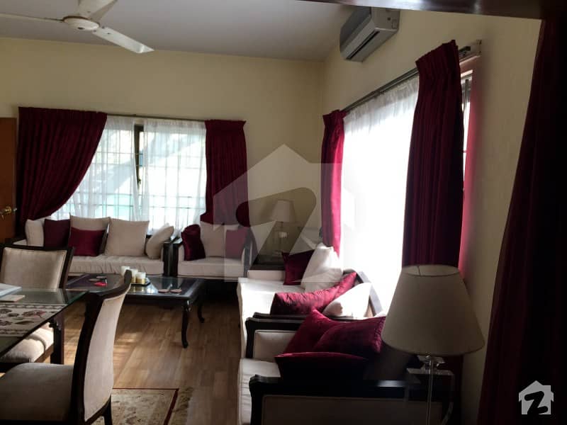 Fully Furnished 2 Bed Upper Portion With Common Gate