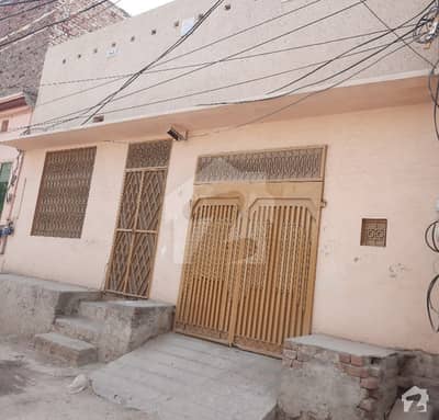 عارف والا روڈ ساہیوال میں 2 کمروں کا 5 مرلہ مکان 70 لاکھ میں برائے فروخت۔ عارف والا روڈ ساہیوال میں 2 کمروں کا 5 مرلہ مکان 70 لاکھ میں برائے فروخت۔