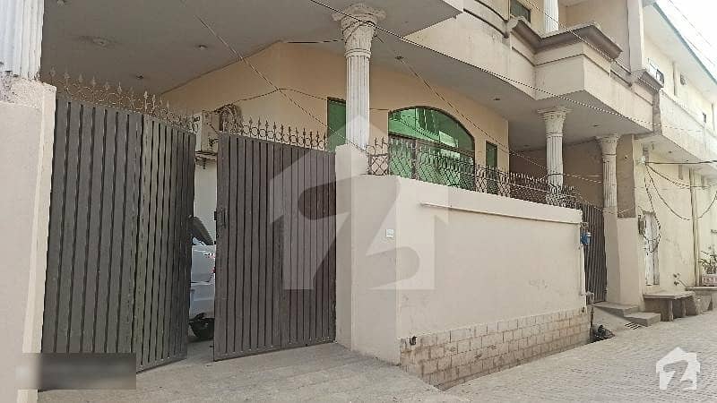 1800  Square Feet House In Khursheed Colony Is Available