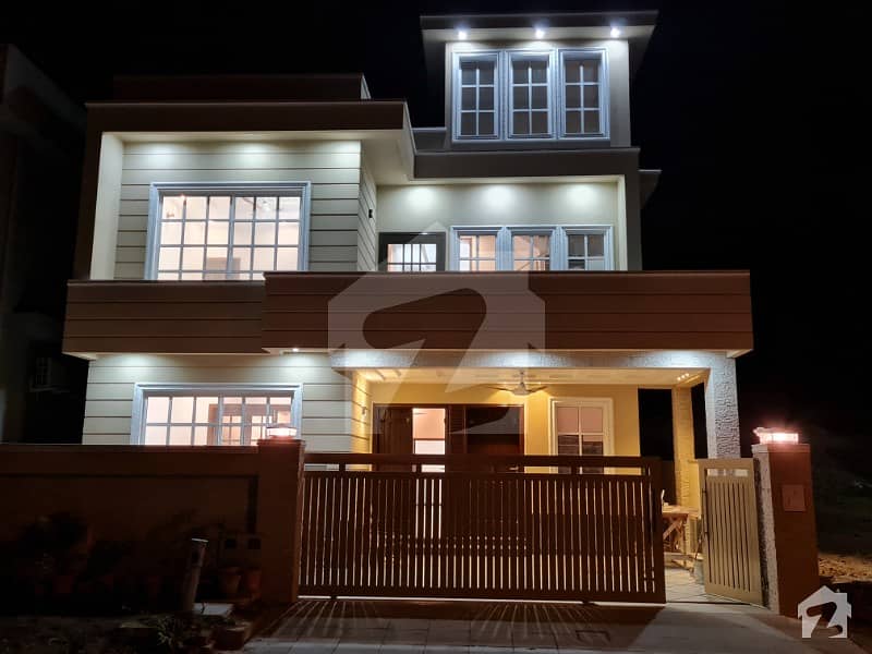2250  Square Feet House Up For Sale In Dha Defence