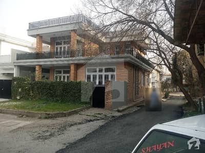 House In G-9 Sized 2250 Square Feet Is Available House In G-9 Sized 2250 Square Feet Is Available