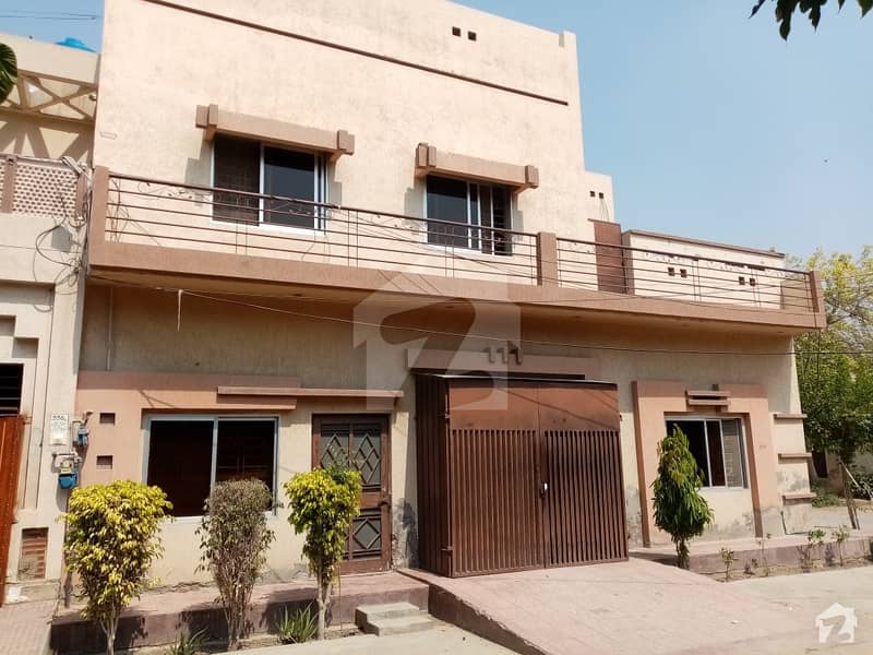 Buy A Centrally Located 1688  Square Feet House In Farid Town
