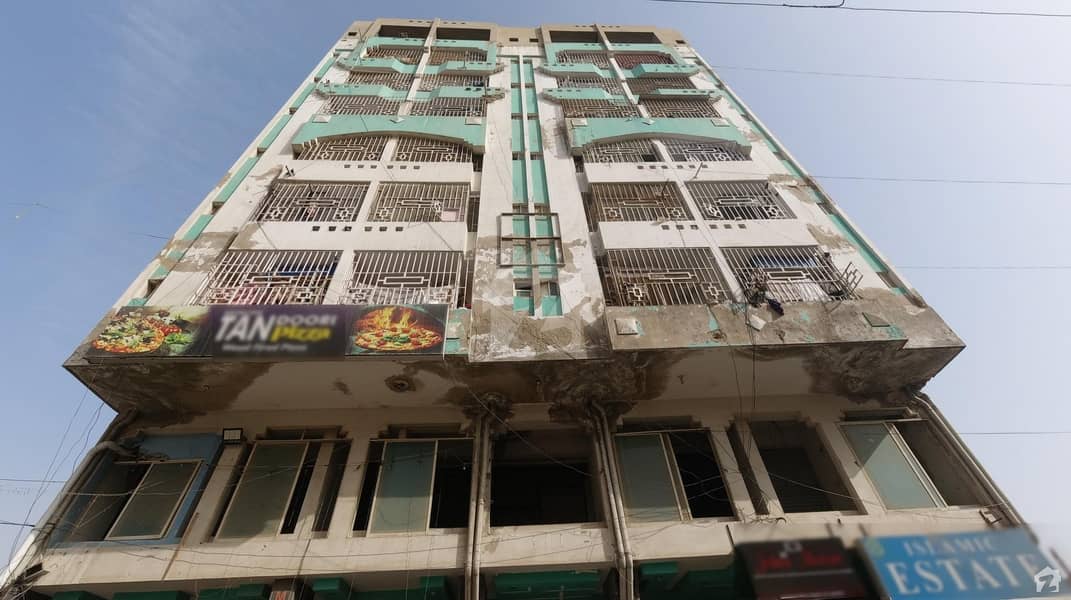گلستانِِ جوہر ۔ بلاک 12 گلستانِ جوہر کراچی میں 1 کمرے کا 2 مرلہ فلیٹ 32 لاکھ میں برائے فروخت۔