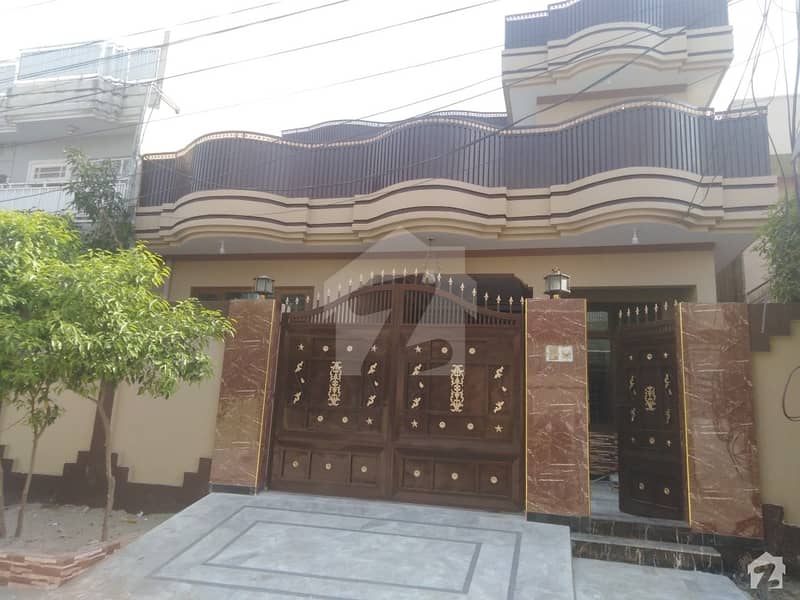 10 Marla House Is Available In Hayatabad