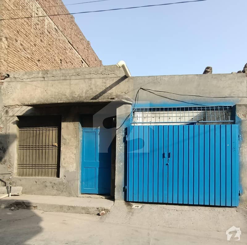 4 Marla House Available For Sale In Madina Town