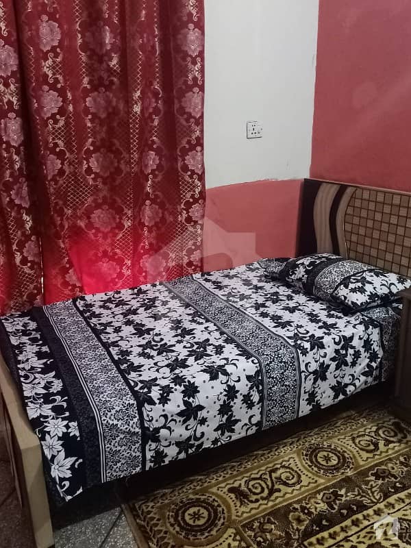 جوہر ٹاؤن لاہور میں 2 کمروں کا 5 مرلہ زیریں پورشن 50 ہزار میں کرایہ پر دستیاب ہے۔