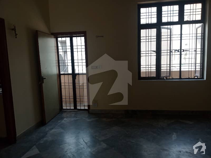 1 Kanal Upper Portion Available For Rent Best For Small Families