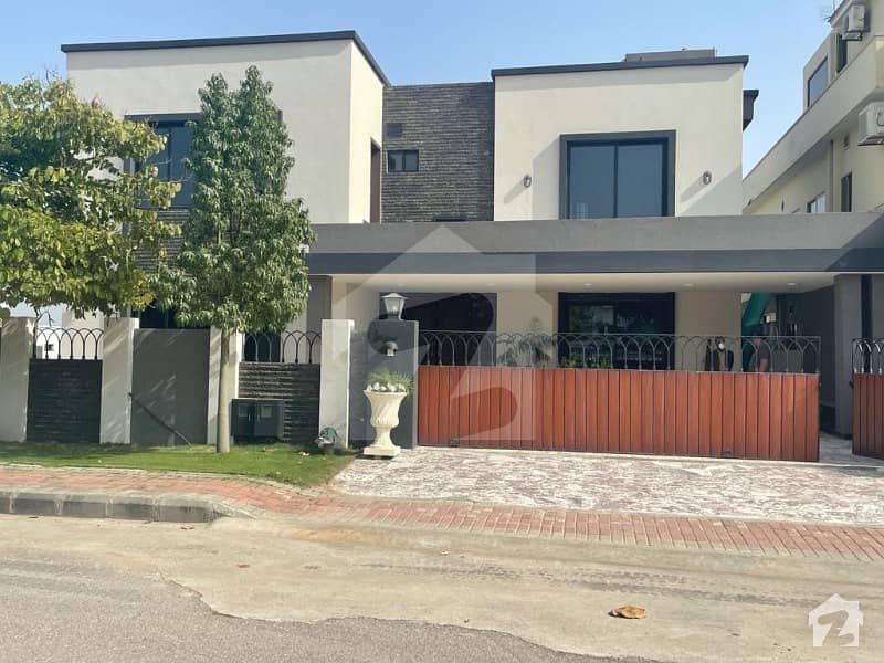 Attractive Villa For Sale In Bahria Town Rawalpindi