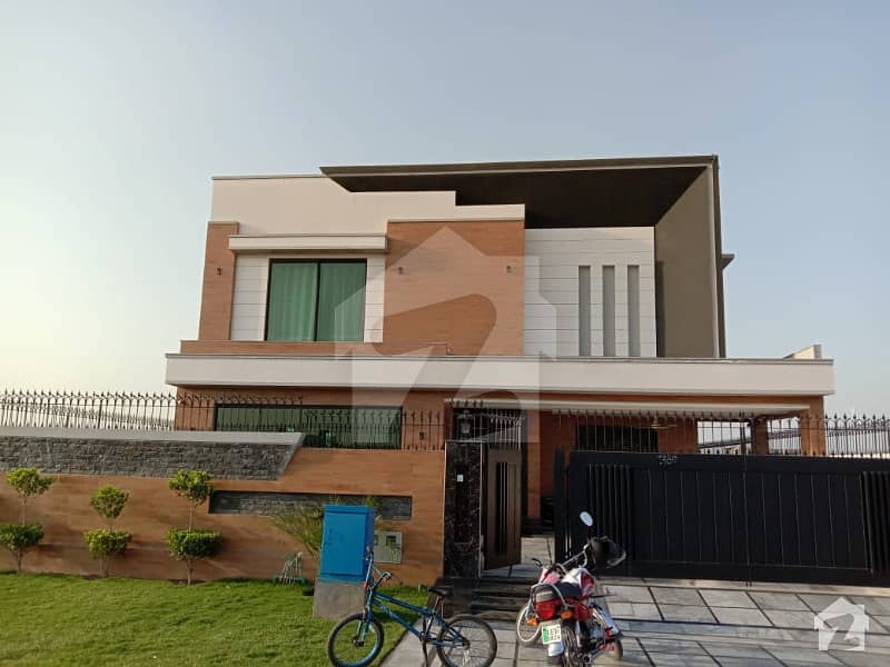 One Kanal Brand New Lower Portion For Rent In Dha Phase 7 Lahore