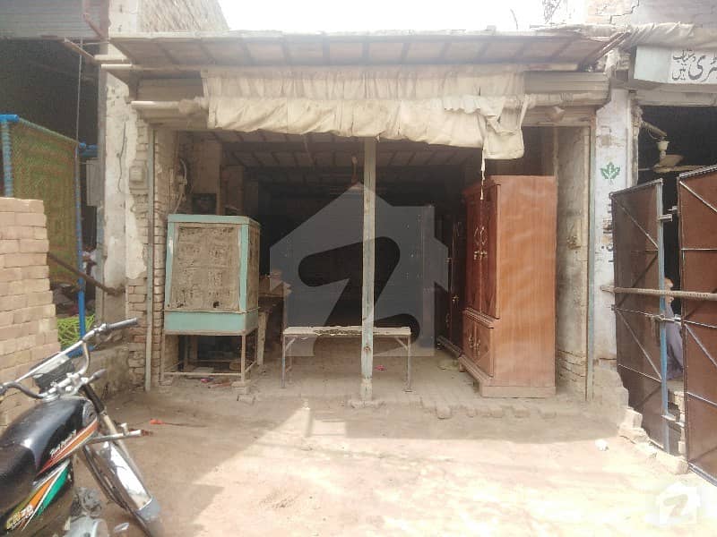 In Purni Sabzi Mandi Multan Road - Bahawalpur 2  Marla Shop For Sale