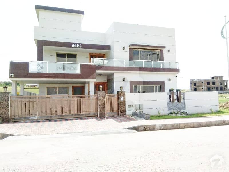 New Owner Built 22 Marla House With 15 Marla Extra Land New Owner Built 22 Marla House With 15 Marla Extra Land