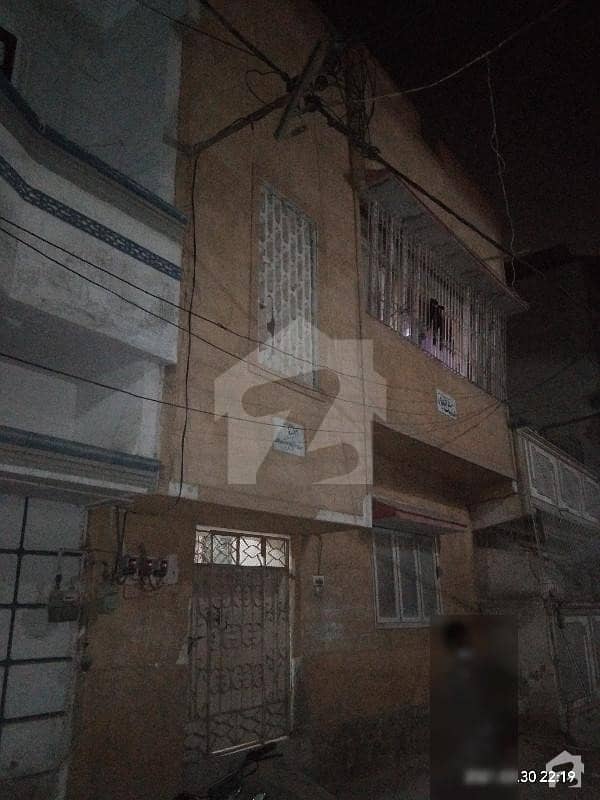 بفر زون - سیکٹر 15-A / 4 بفر زون نارتھ کراچی کراچی میں 8 کمروں کا 5 مرلہ مکان 1.3 کروڑ میں برائے فروخت۔